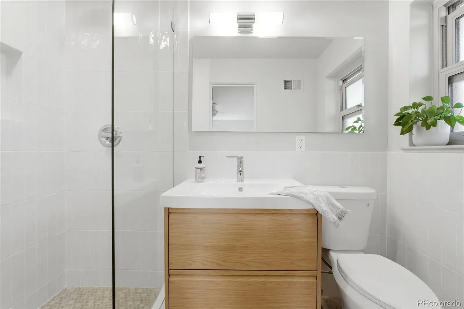 04172026205851 1600 20