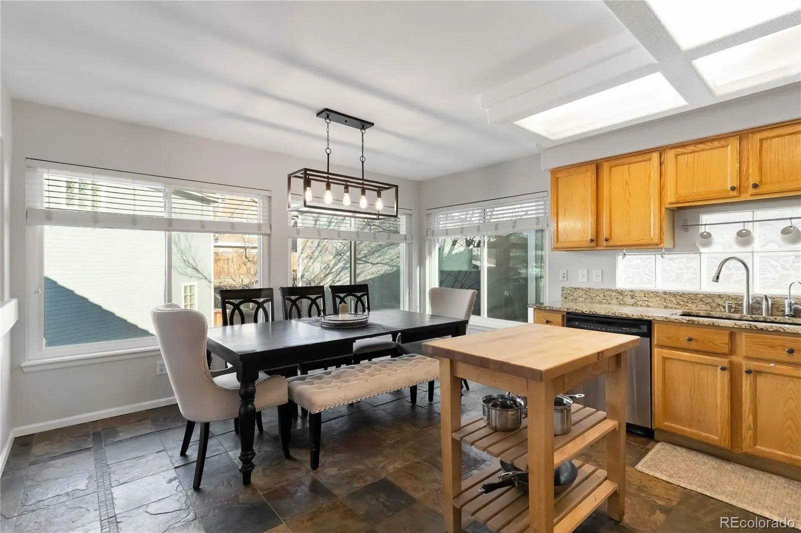 1403 Laurenwood Way Highlands Ranch CO 80129 | MLS #REC4804915 04202026165204 1600 10