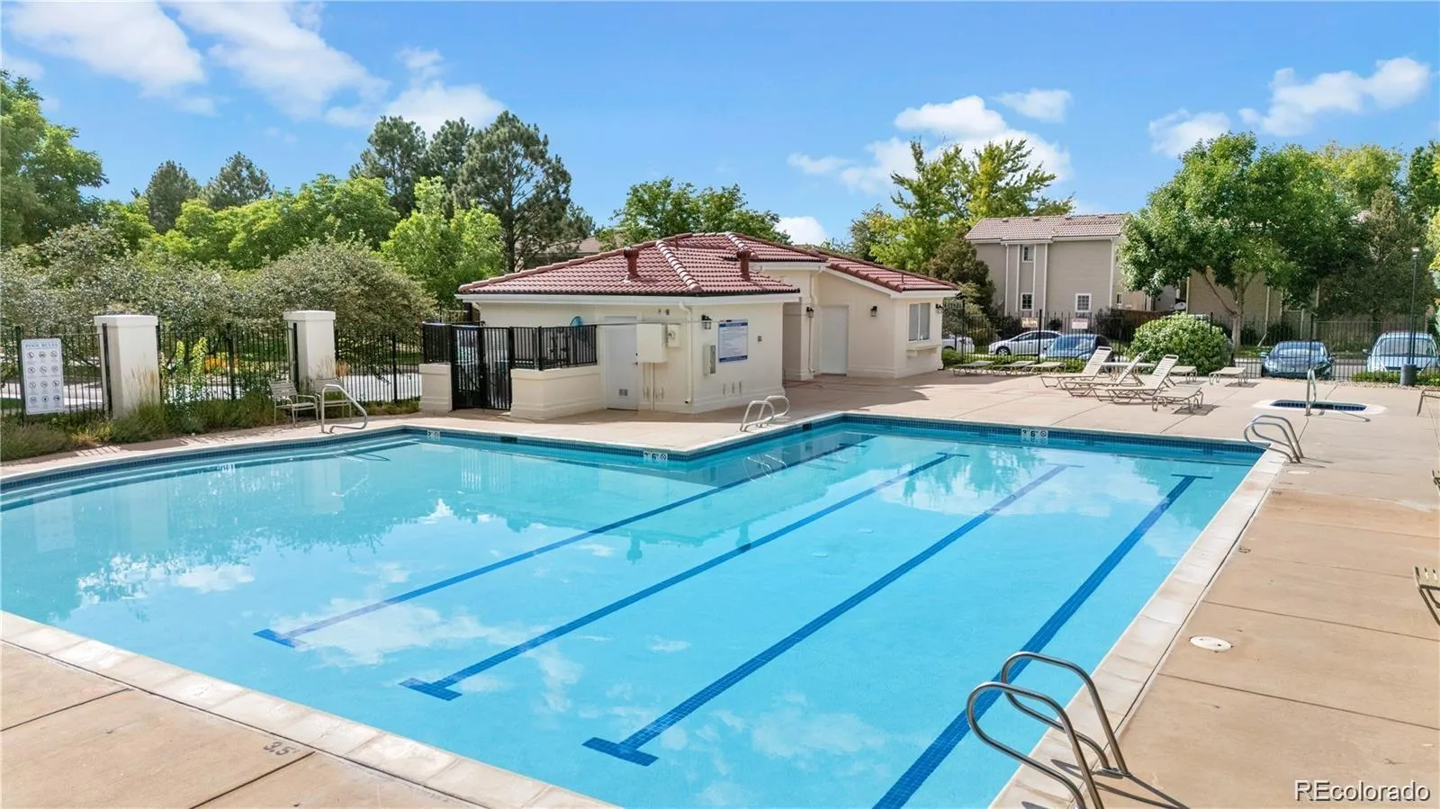 1403 Laurenwood Way Highlands Ranch CO 80129 | MLS #REC4804915 04202026165204 1600 43