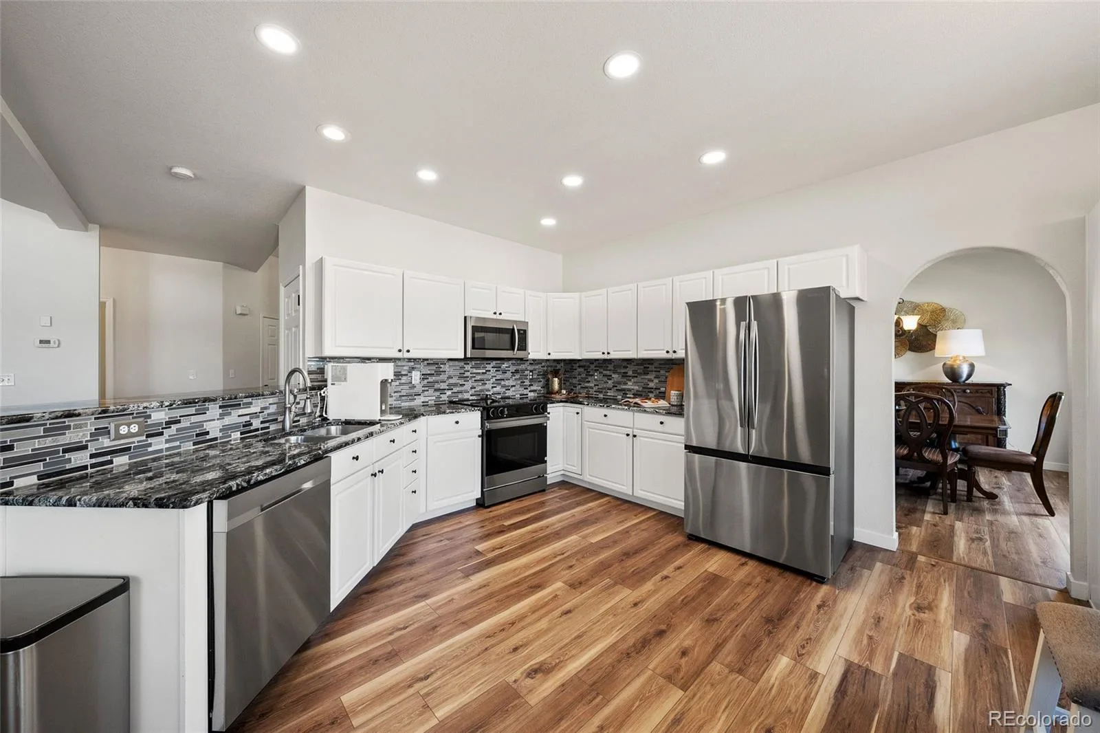9477 Burgundy Circle Littleton CO 80126 | MLS #REC4809858 08192026174516 1600 13