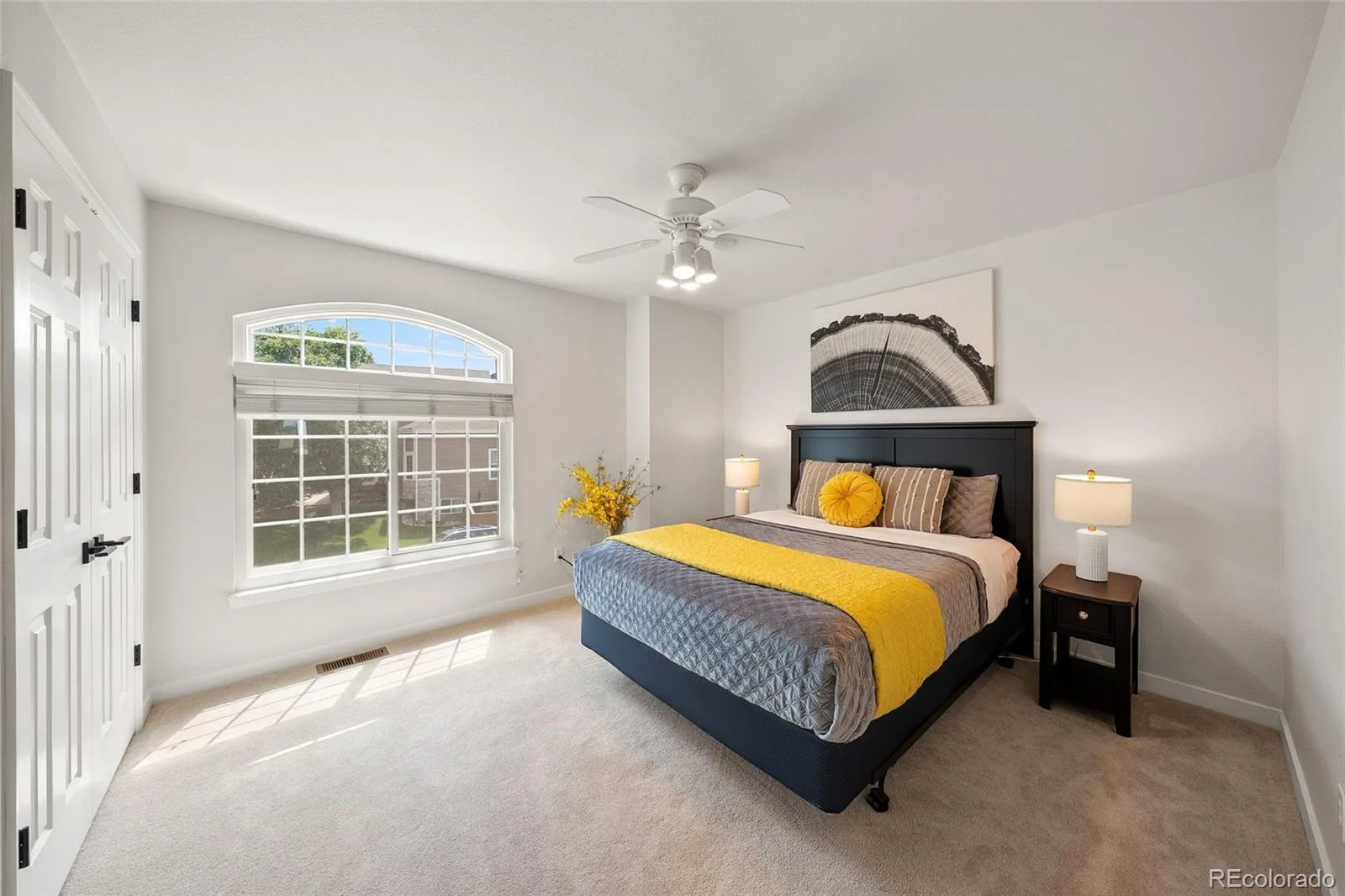 9477 Burgundy Circle Littleton CO 80126 | MLS #REC4809858 08192026174516 1600 32
