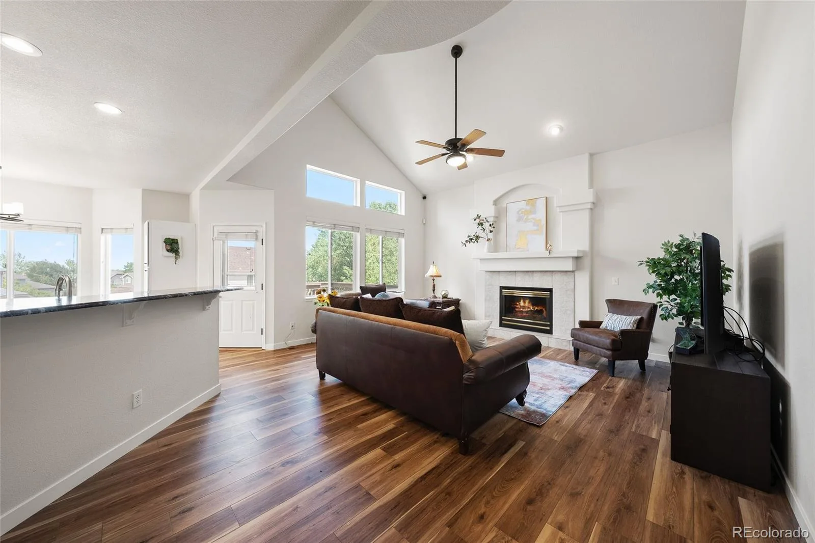 9477 Burgundy Circle Littleton CO 80126 | MLS #REC4809858 08192026174516 1600 7