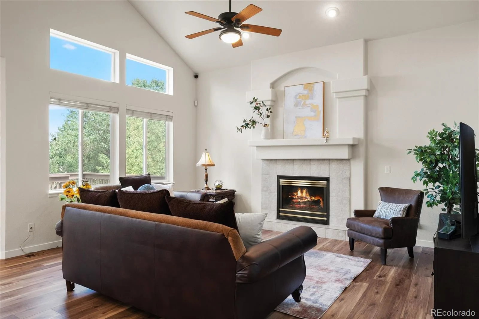 9477 Burgundy Circle Littleton CO 80126 | MLS #REC4809858 08192026174516 1600 8