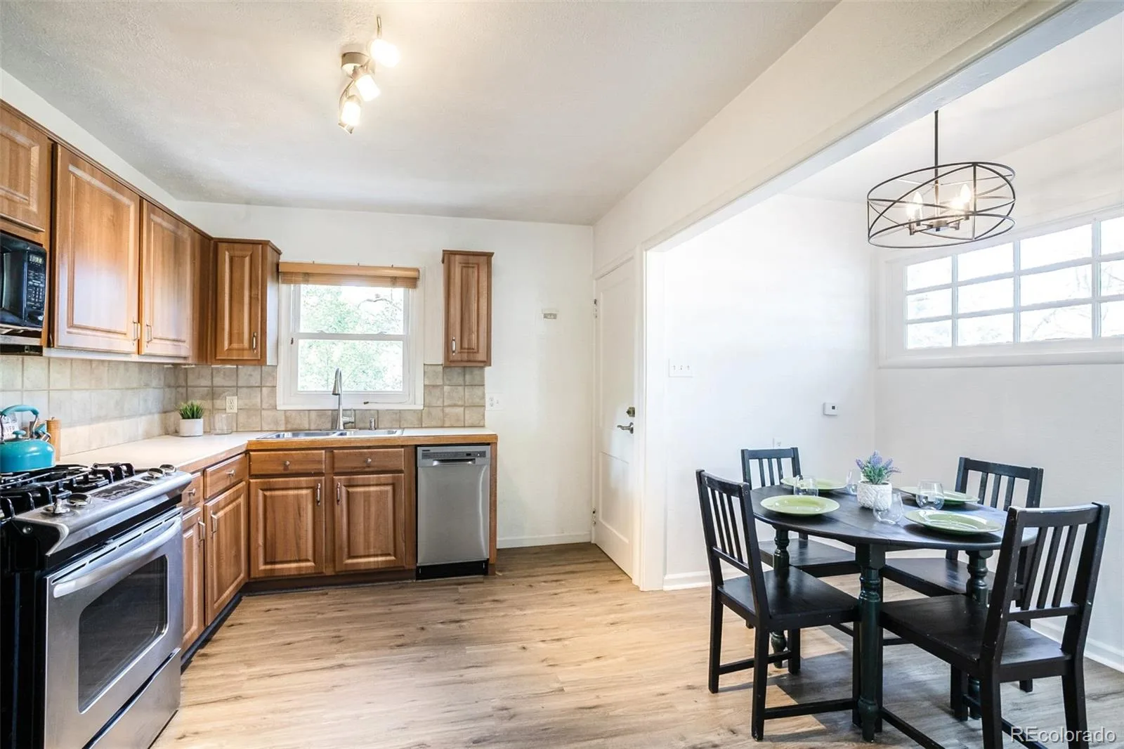 5683 W 41st Avenue Denver CO 80212 MLS #REC4811171 06092026204555 1600 14
