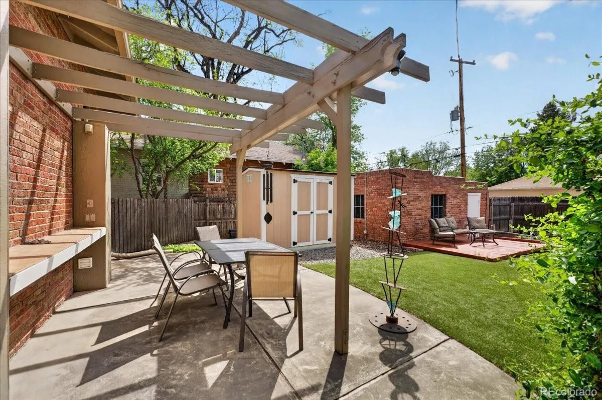 1331 Bellaire Street Denver CO 80220 MLS #REC4812414 05022026052029 1200 28