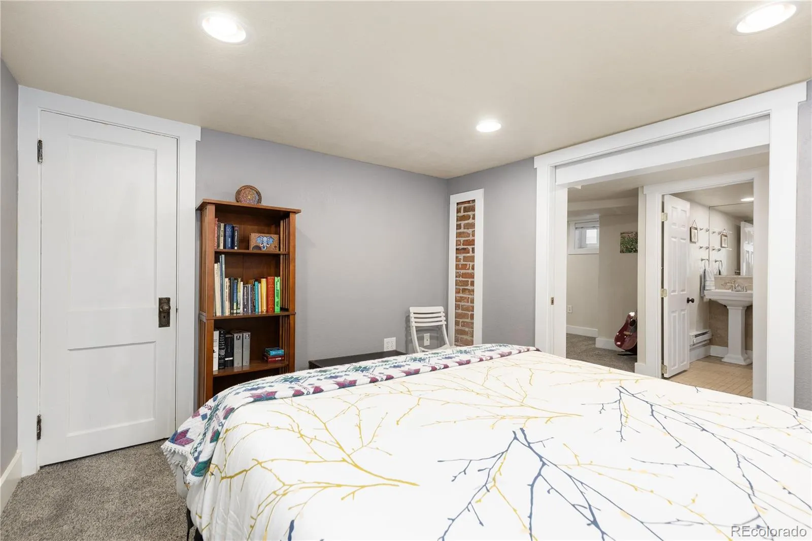 1331 Bellaire Street Denver CO 80220 MLS #REC4812414 05022026052029 1600 22