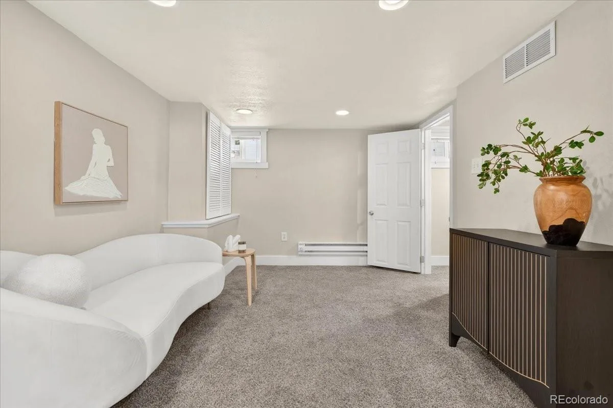 1331 Bellaire Street Denver CO 80220 MLS #REC4812414 06092026000349 1200 26