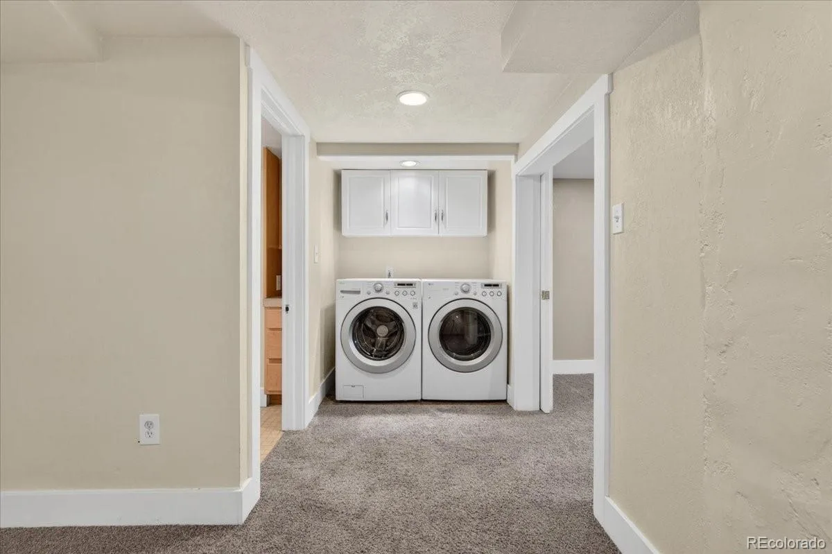 1331 Bellaire Street Denver CO 80220 MLS #REC4812414 06092026000349 1200 33