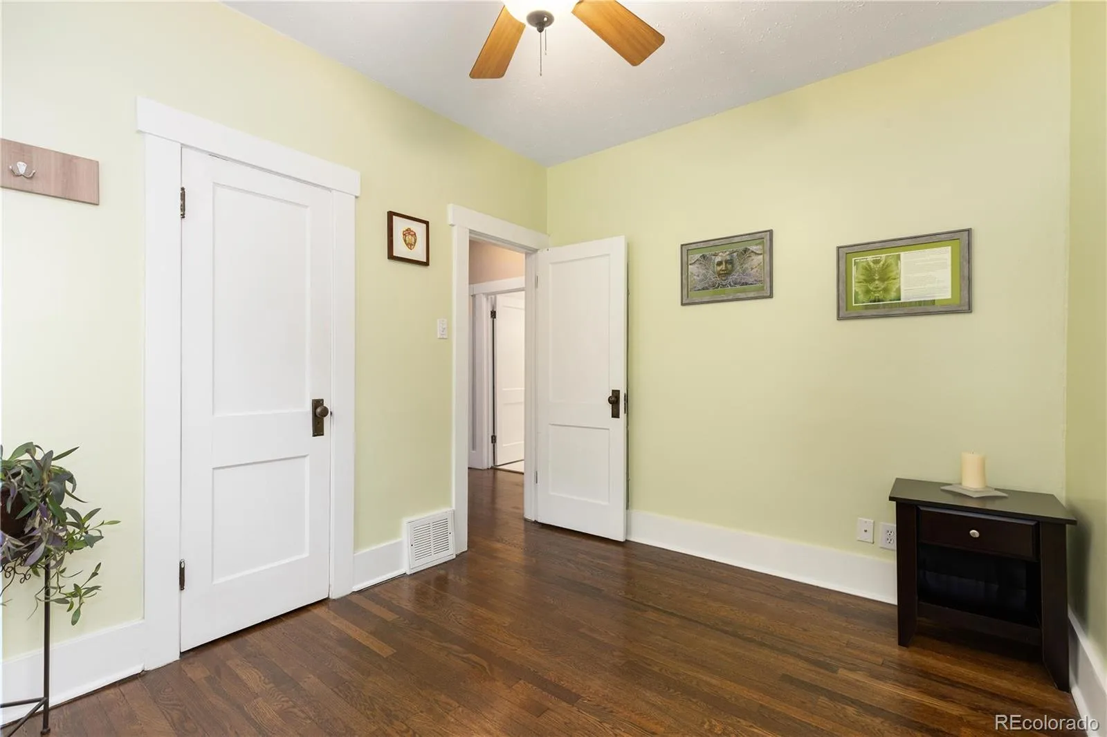 1331 Bellaire Street Denver CO 80220 MLS #REC4812414 06092026000349 1600 24