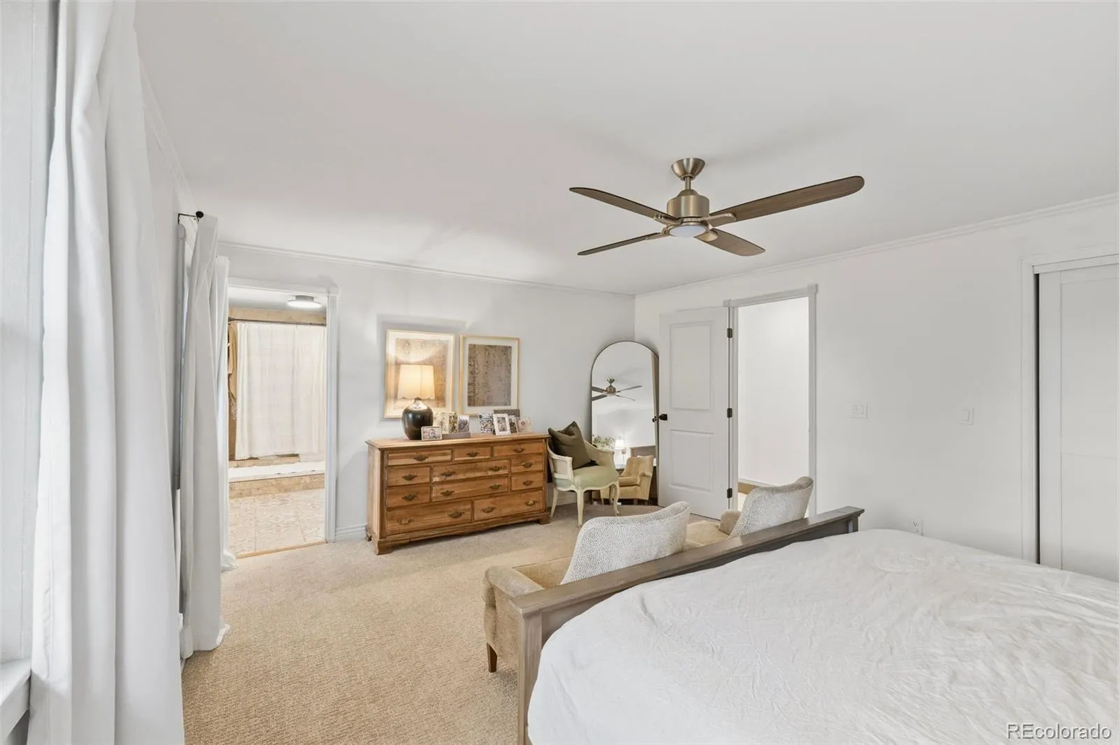 4179 E Peakview Circle Centennial CO 80121 MLS #REC4814297 05012026172624 1600 38
