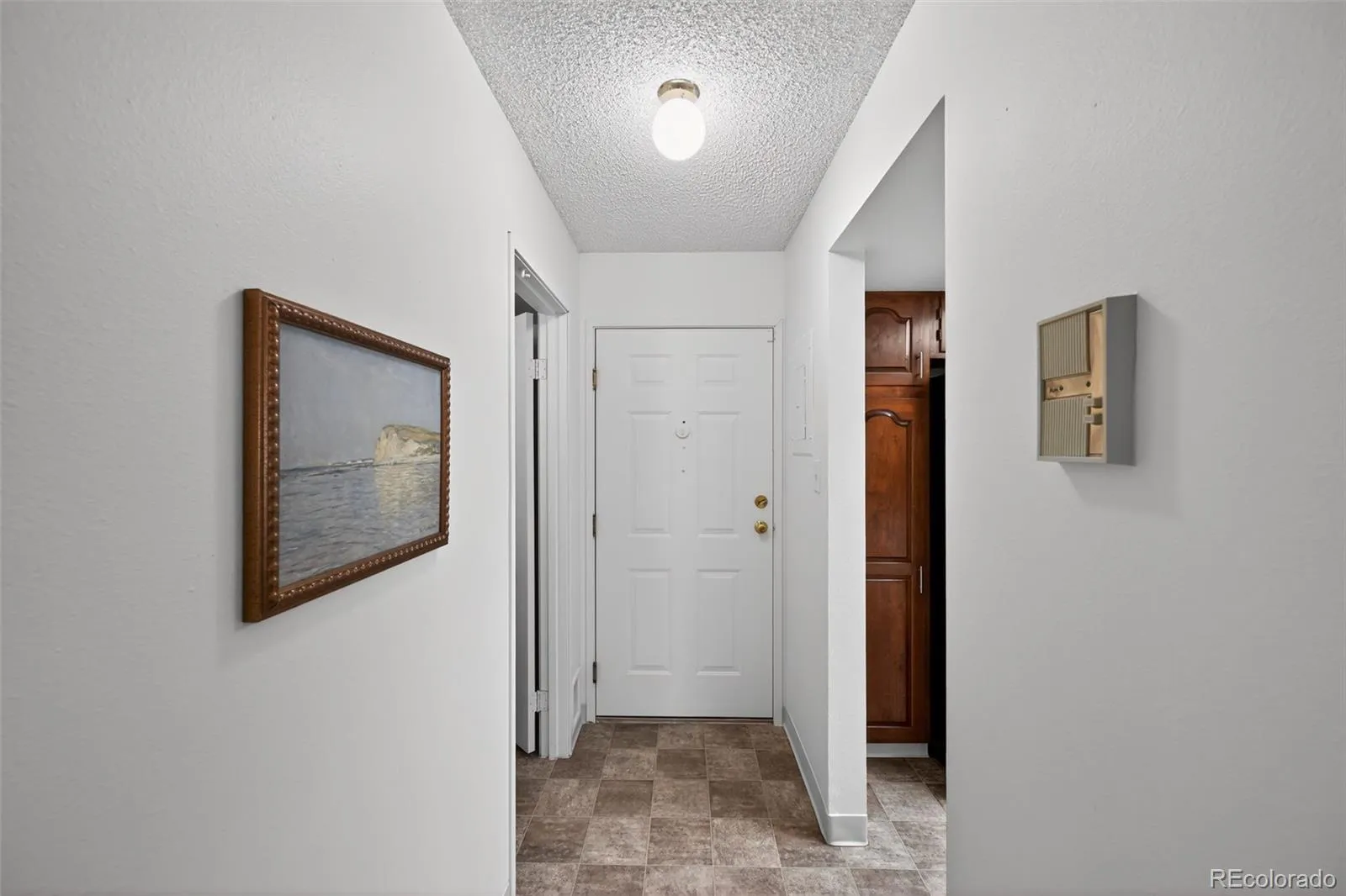 2868 S Heather Gardens Way #103 Aurora CO 80014 MLS #REC4815075 05252026040844 1600 14