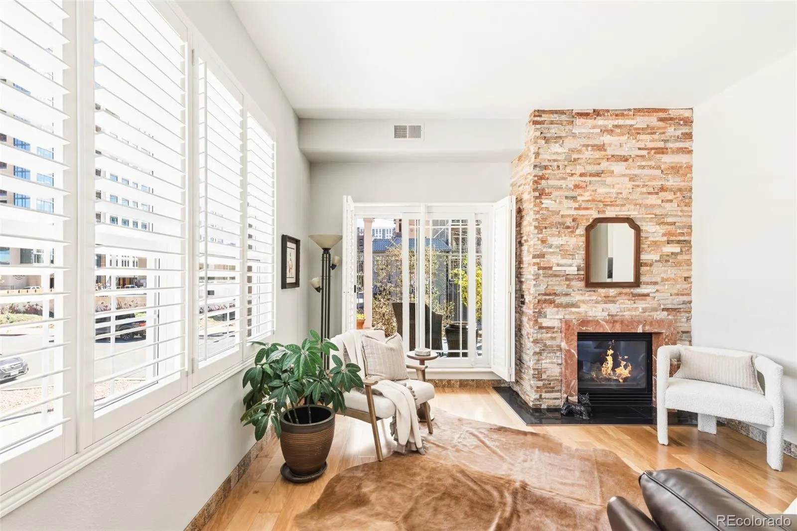 04072026230434 1600 14