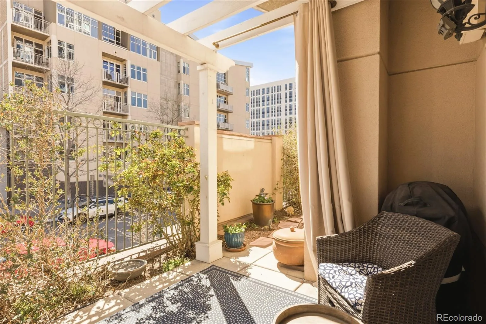 04072026230434 1600 25