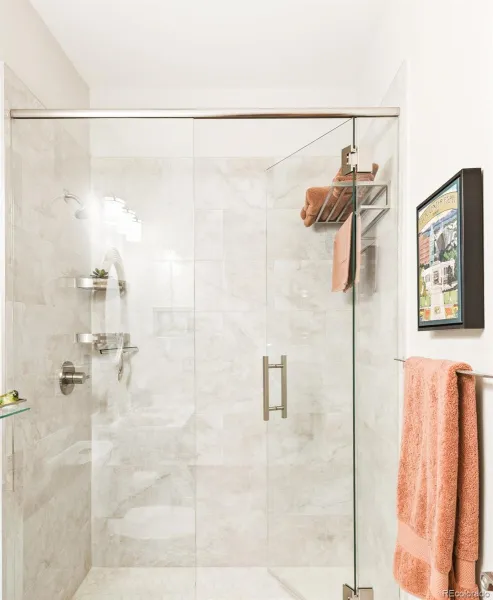 04072026230434 800 18