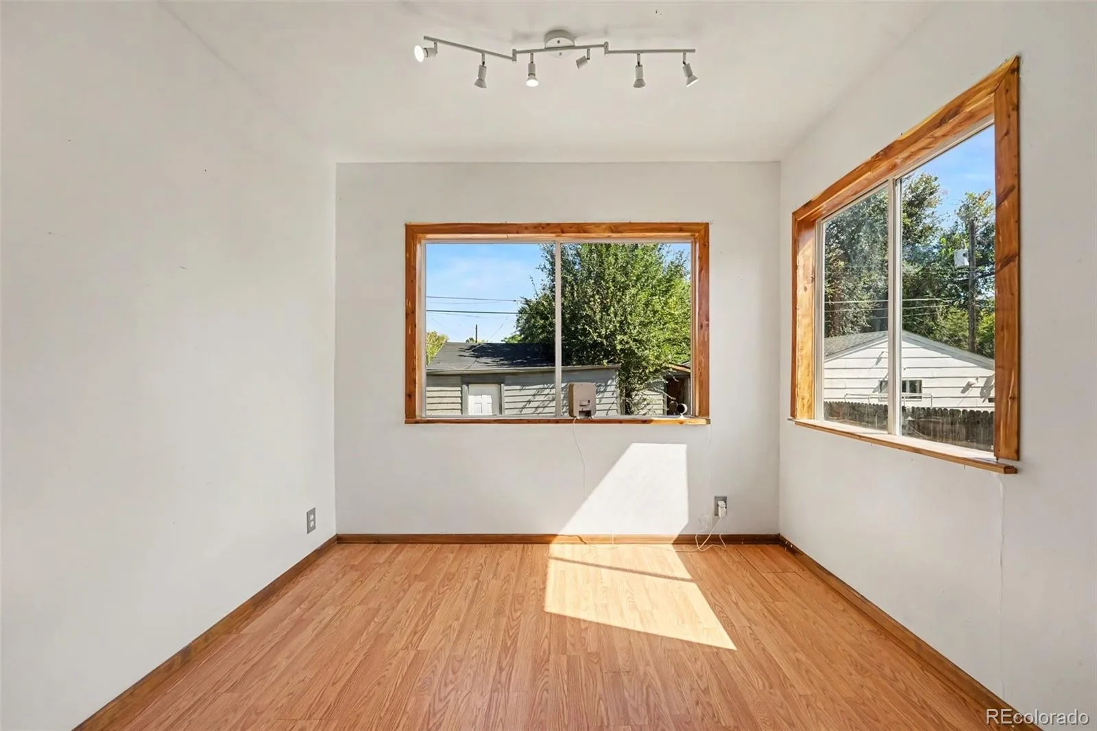 2192 Harlan Street Edgewater CO 80214 | MLS #REC4816258 10022026161848 1600 11