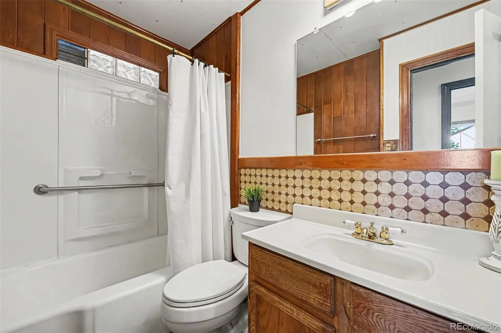 2192 Harlan Street Edgewater CO 80214 | MLS #REC4816258 10022026161848 1600 13