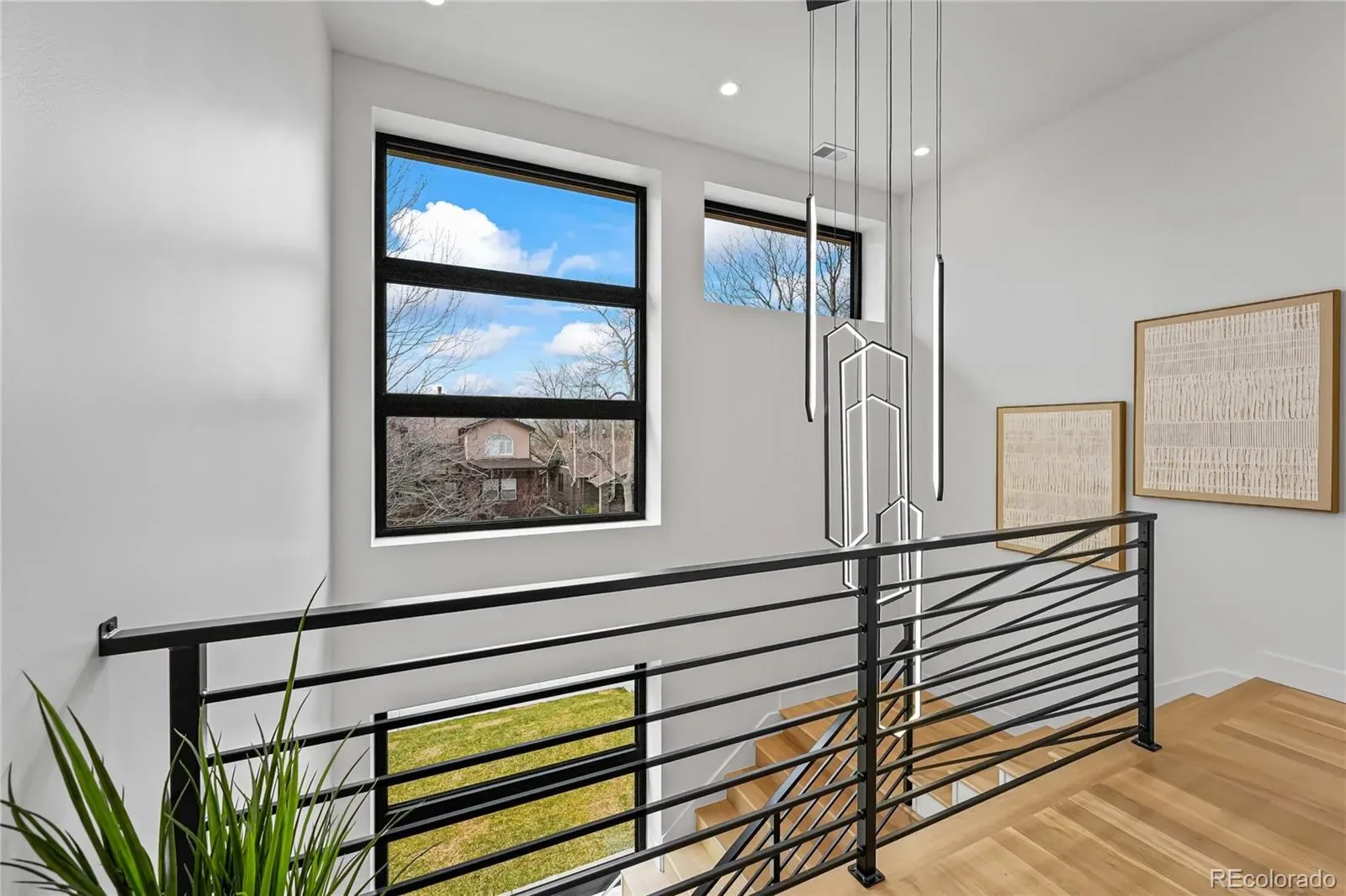 03272026000843 1600 18