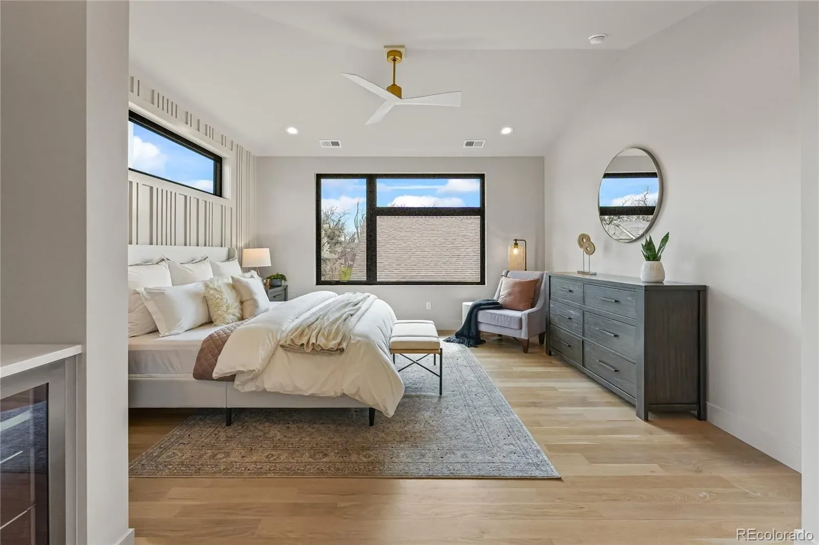 03272026000843 1600 22