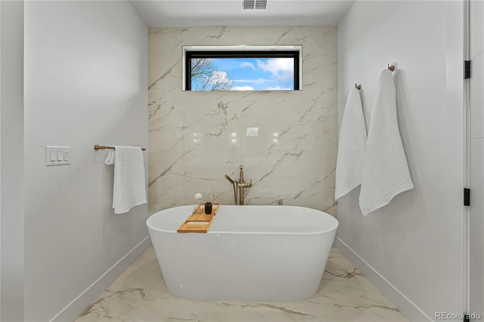 03272026000843 1600 25