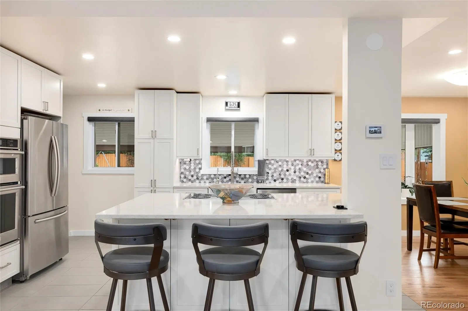 6801 S Marion W Circle Centennial CO 80122 MLS #REC4818861 05152026020726 1600 11