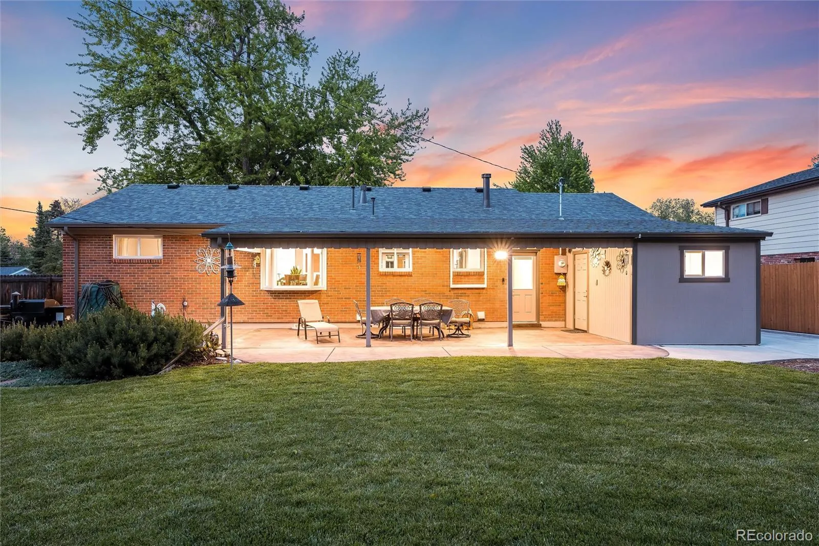 6801 S Marion W Circle Centennial CO 80122 MLS #REC4818861 05152026020726 1600 31