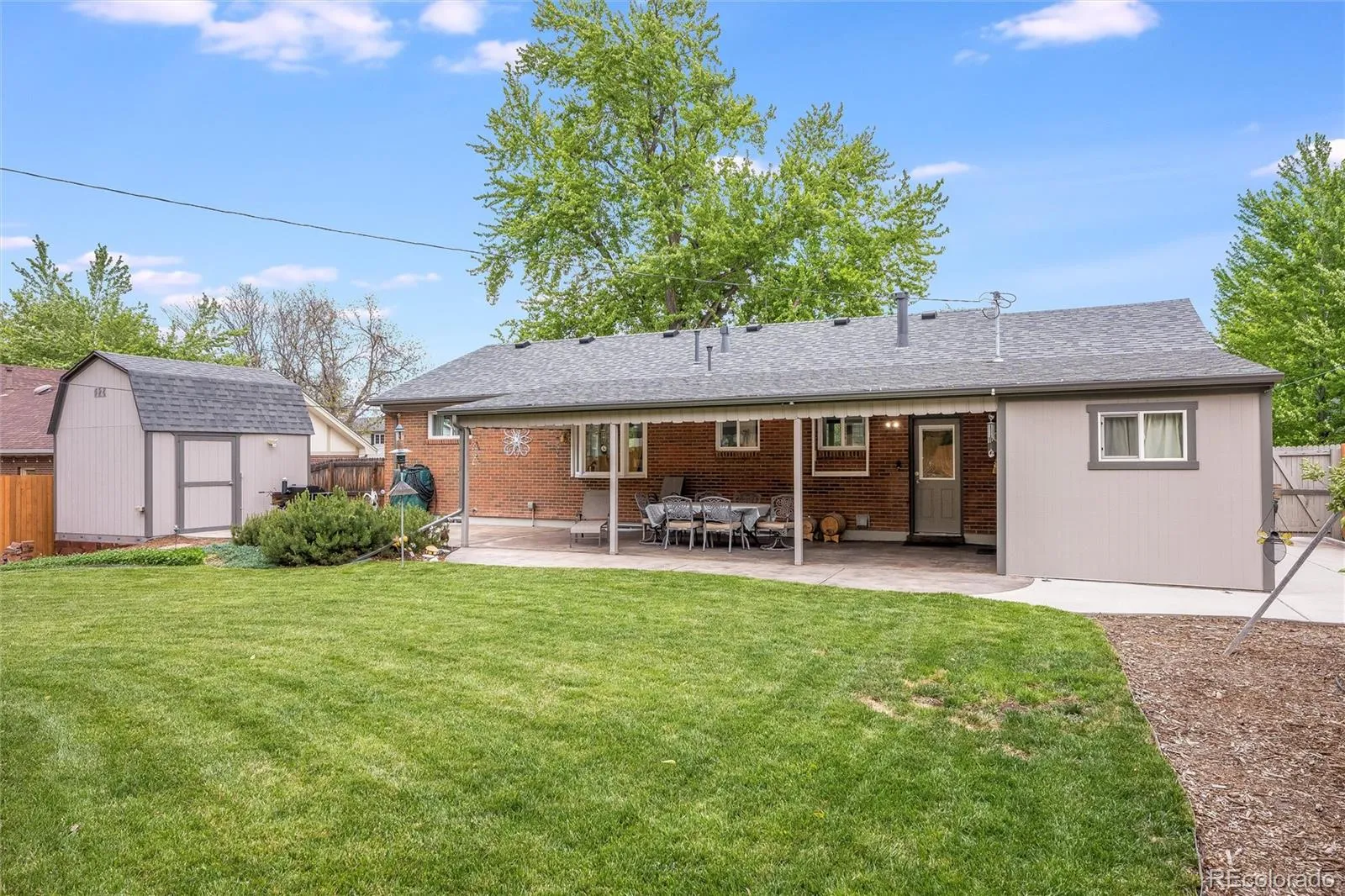 6801 S Marion W Circle Centennial CO 80122 MLS #REC4818861 05152026020726 1600 34
