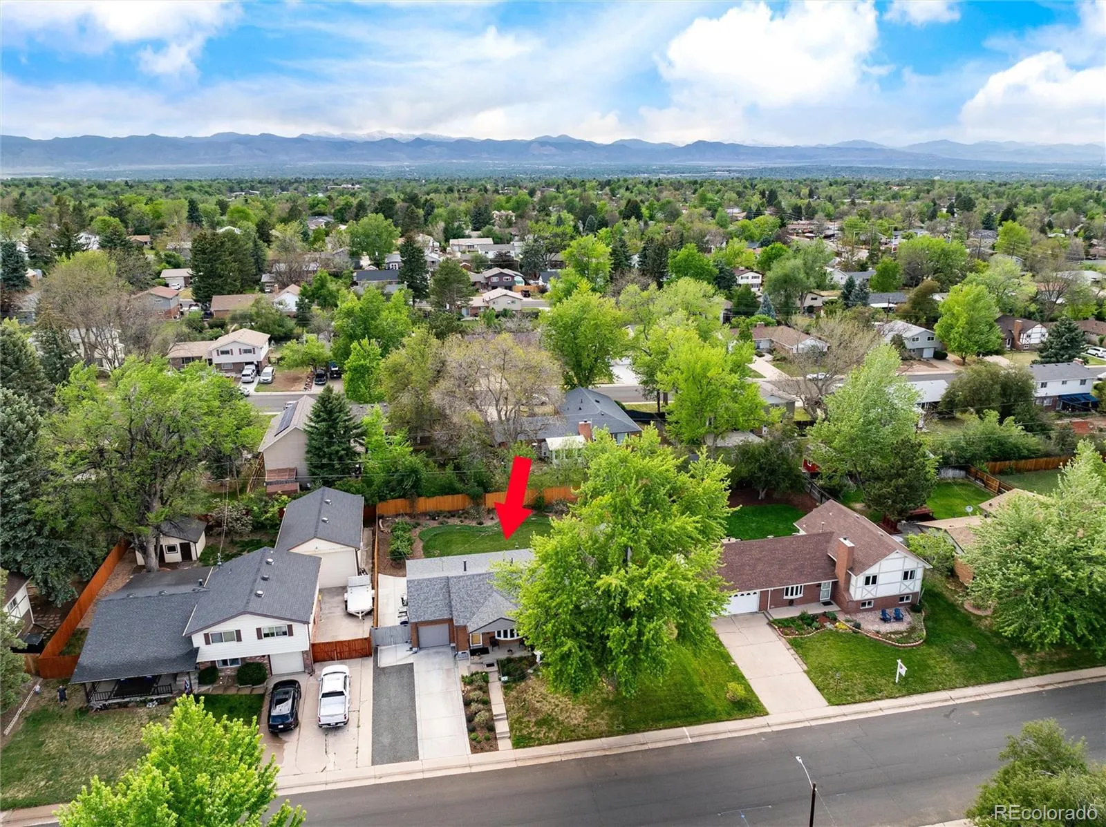 6801 S Marion W Circle Centennial CO 80122 MLS #REC4818861 05152026020726 1600 37