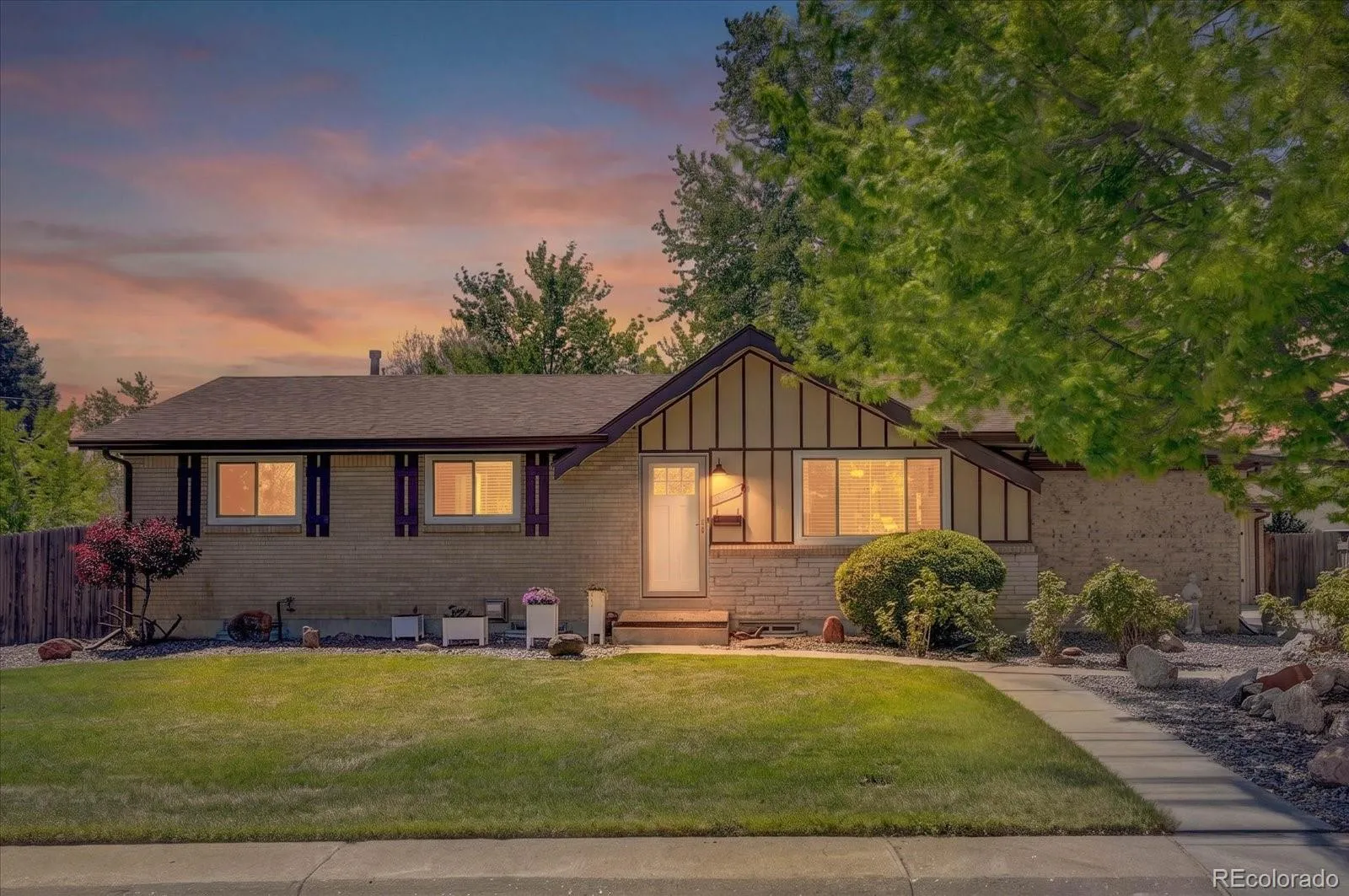 3630 W Saratoga Avenue Littleton CO 80123 MLS #REC4822599 05152026195607 1600 0