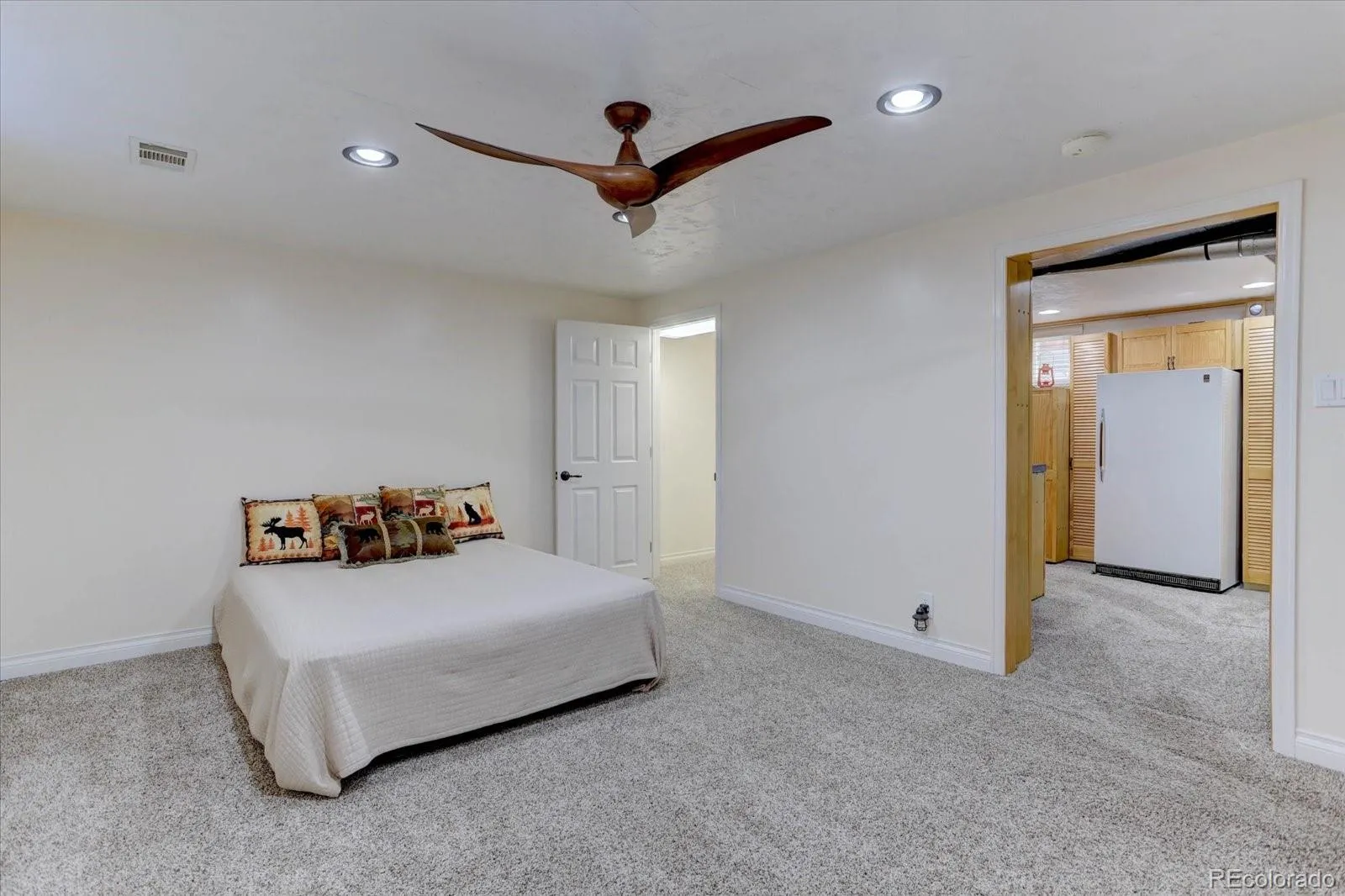 3630 W Saratoga Avenue Littleton CO 80123 MLS #REC4822599 05152026195607 1600 26