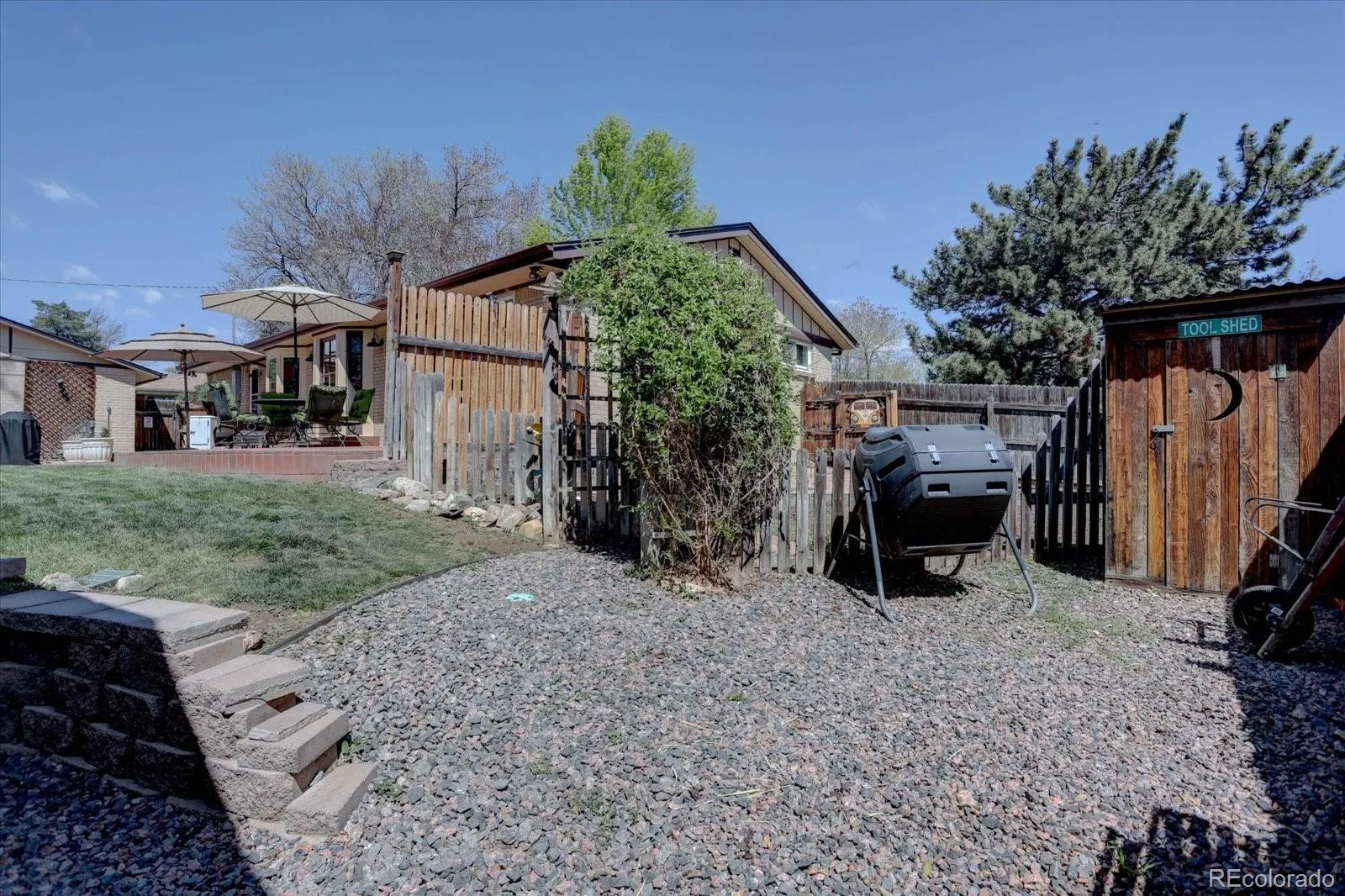 3630 W Saratoga Avenue Littleton CO 80123 MLS #REC4822599 05152026195607 1600 42