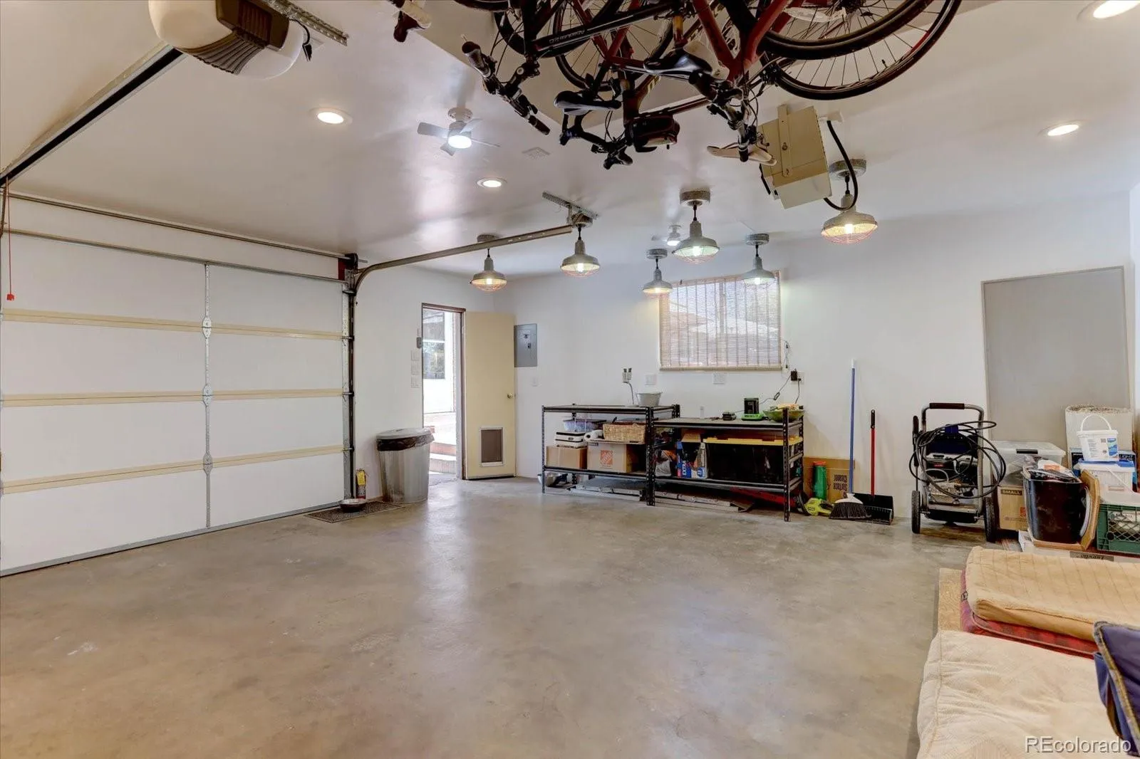 3630 W Saratoga Avenue Littleton CO 80123 MLS #REC4822599 05152026195607 1600 48