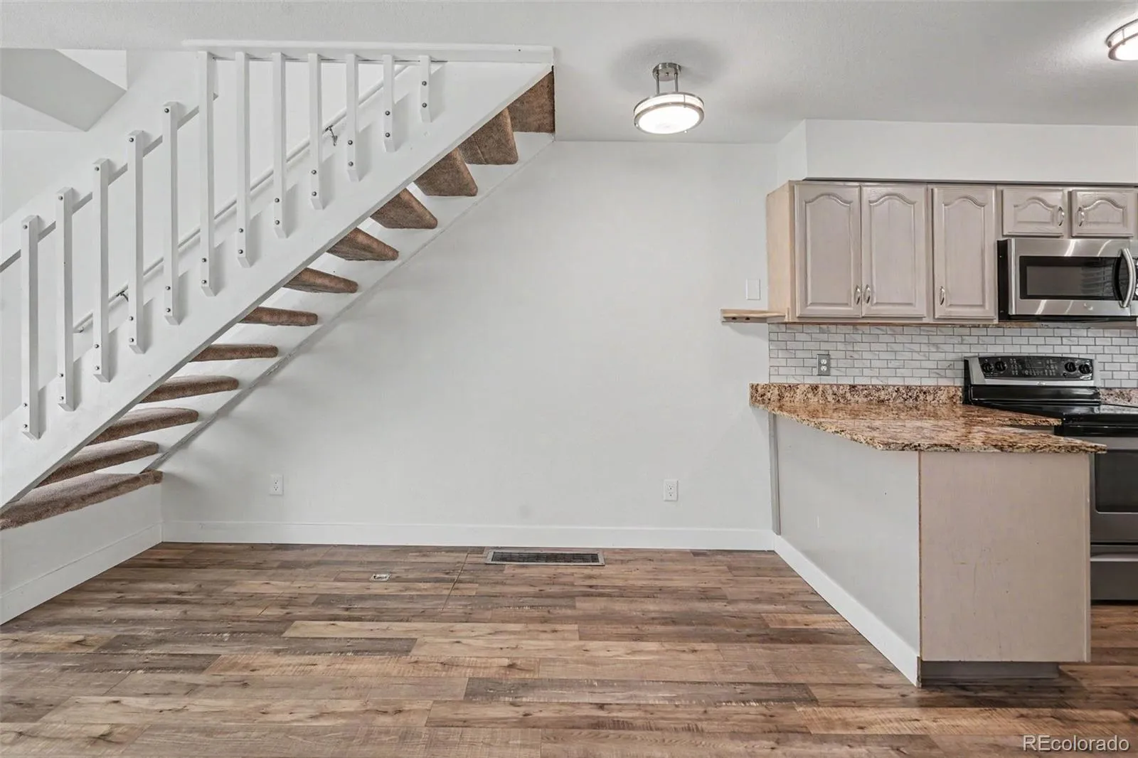 1936 Newland Court Lakewood CO 80214 MLS #REC4823773 05132026225153 1600 13