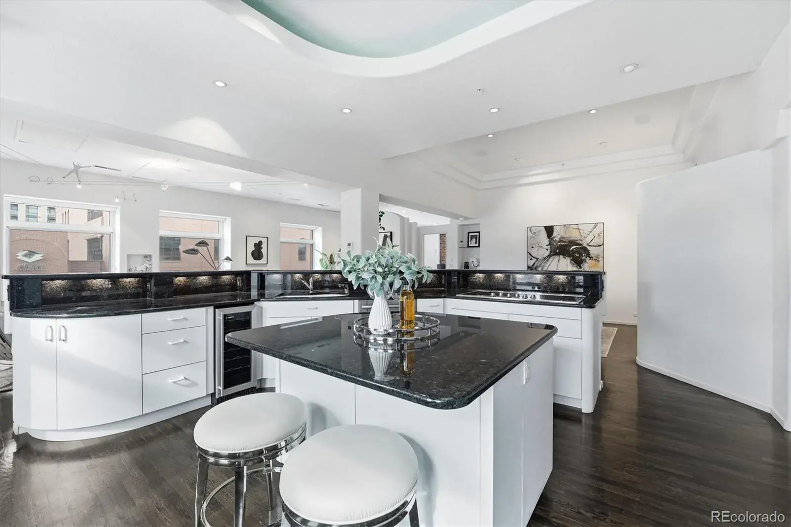 02252026043101 1600 8