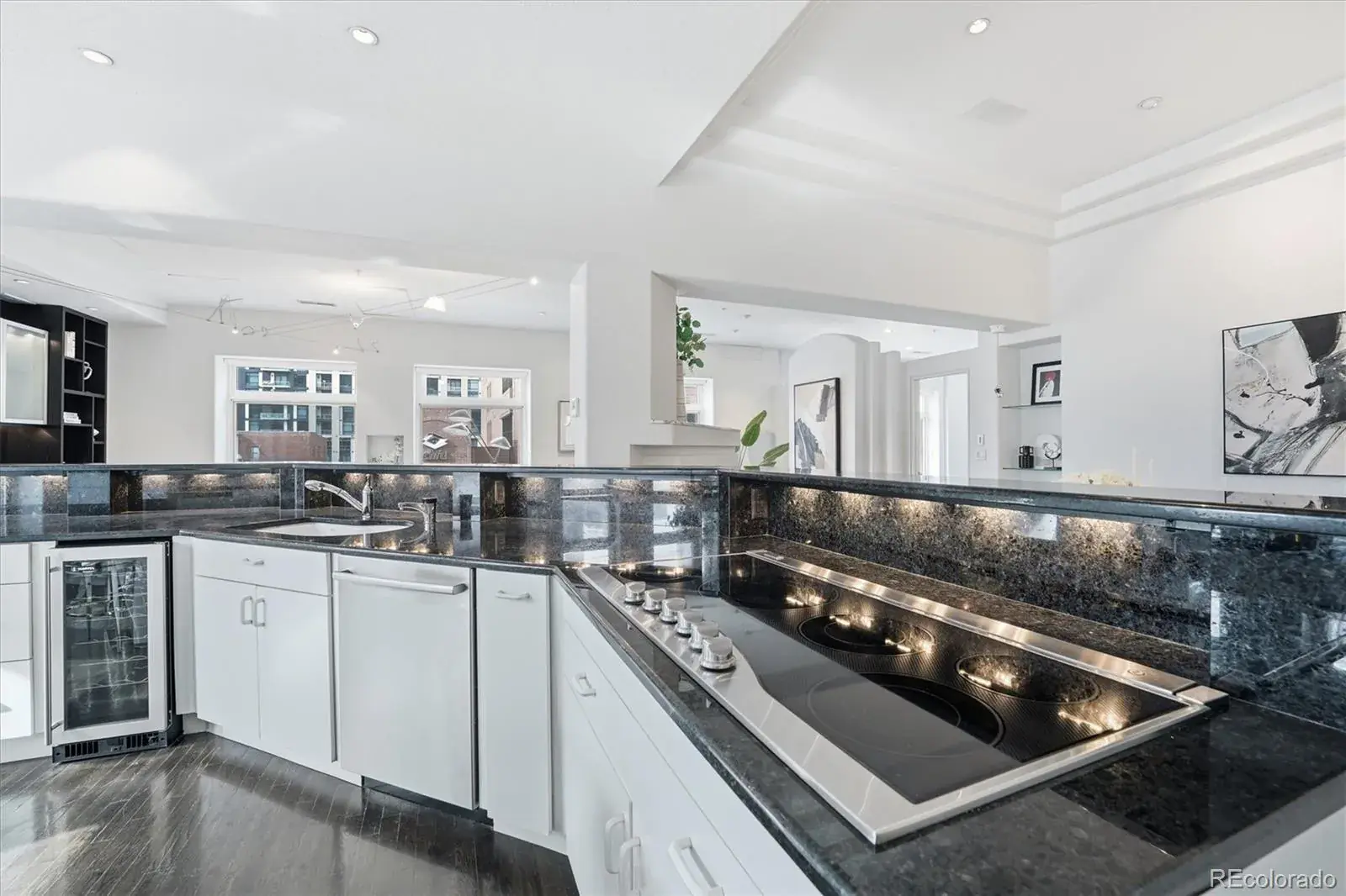 02252026043101 1600 9