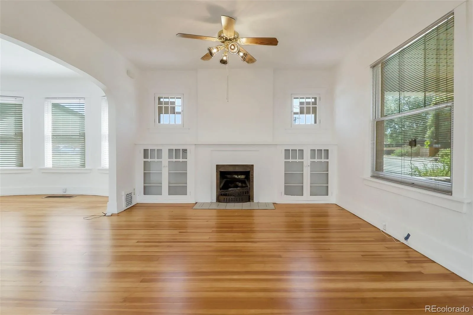 6001 W 32nd Avenue Wheat Ridge CO 80033 MLS #REC4825880 06232026005420 1600 6