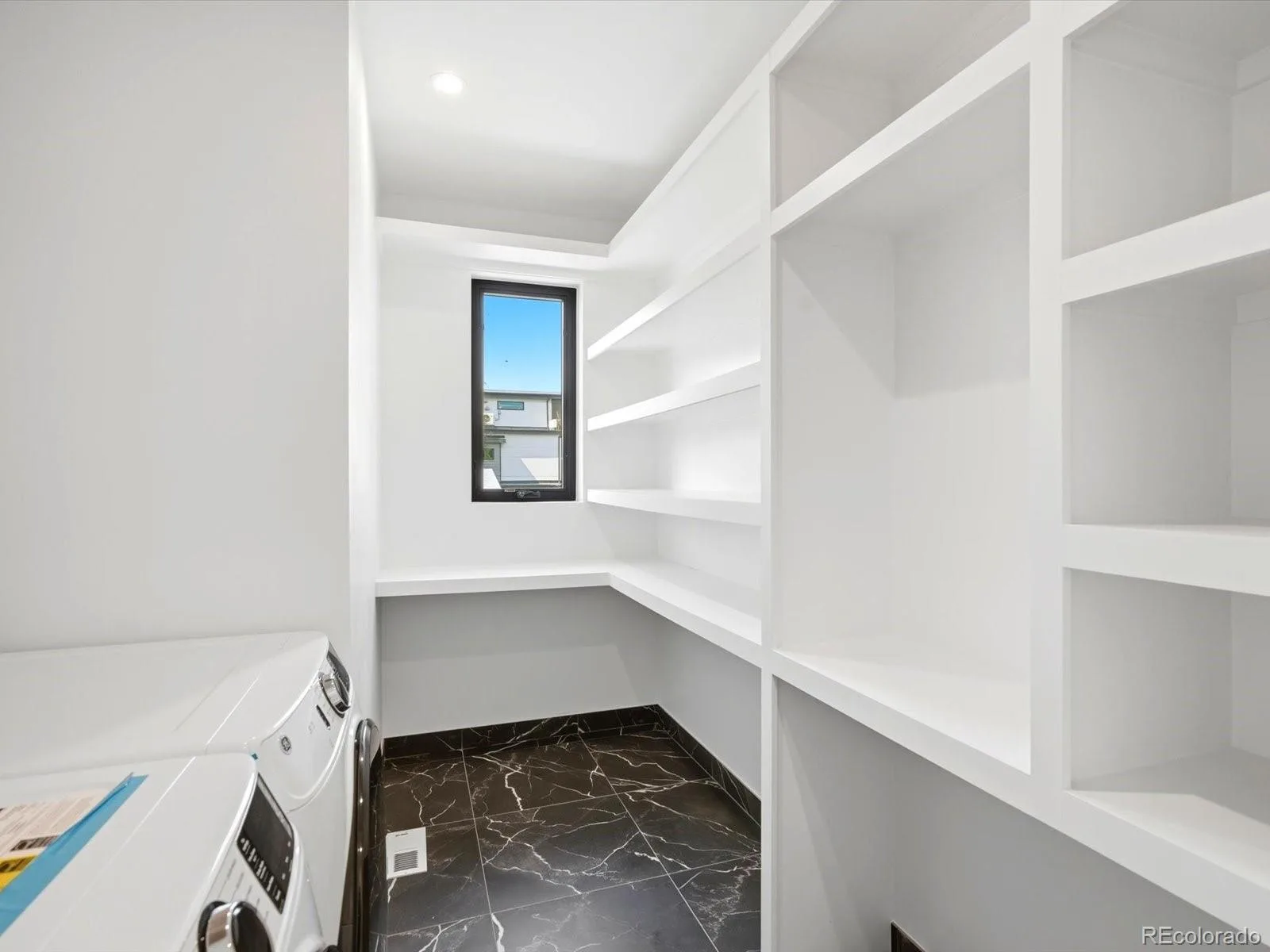 5220 W 22nd Avenue Edgewater CO 80214 | MLS #REC4827680 07302026235536 1600 12