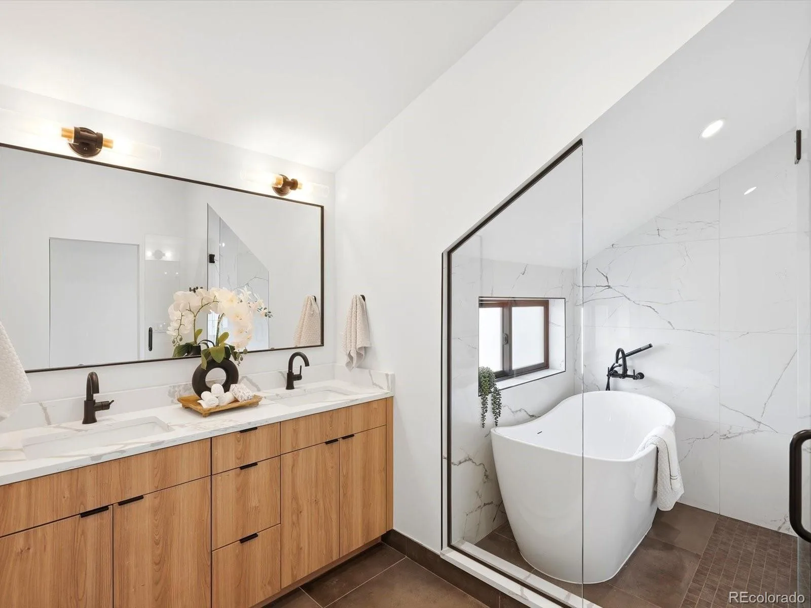 5220 W 22nd Avenue Edgewater CO 80214 | MLS #REC4827680 07302026235536 1600 25