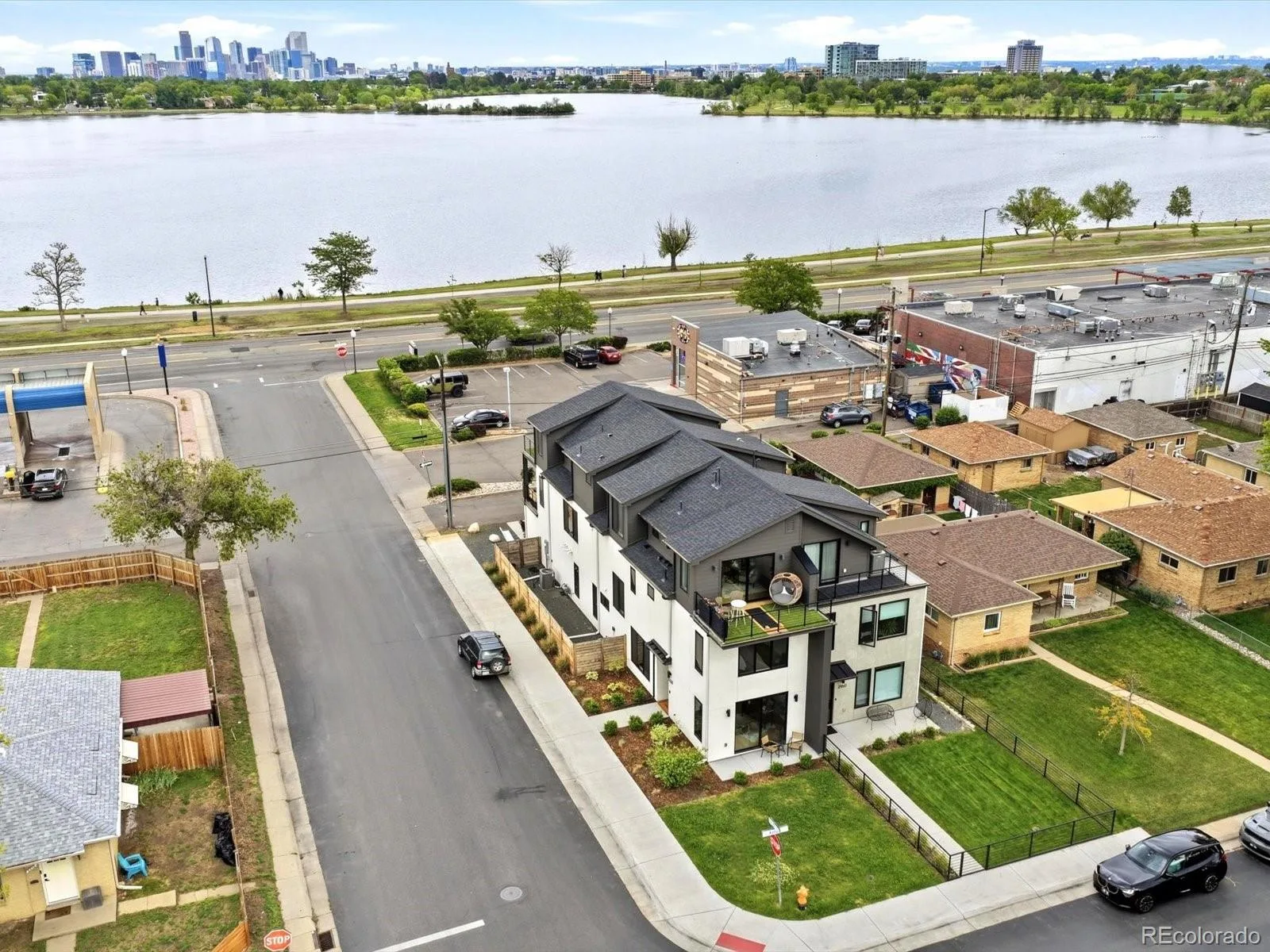 5220 W 22nd Avenue Edgewater CO 80214 | MLS #REC4827680 07302026235536 1600 37