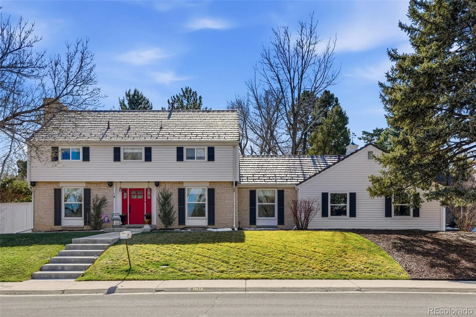 3565 S Oneida Way Denver CO 80237 MLS #REC4828370 06012026192026 1600 1