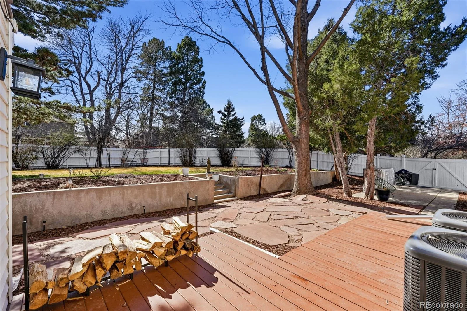 3565 S Oneida Way Denver CO 80237 MLS #REC4828370 06012026192026 1600 14