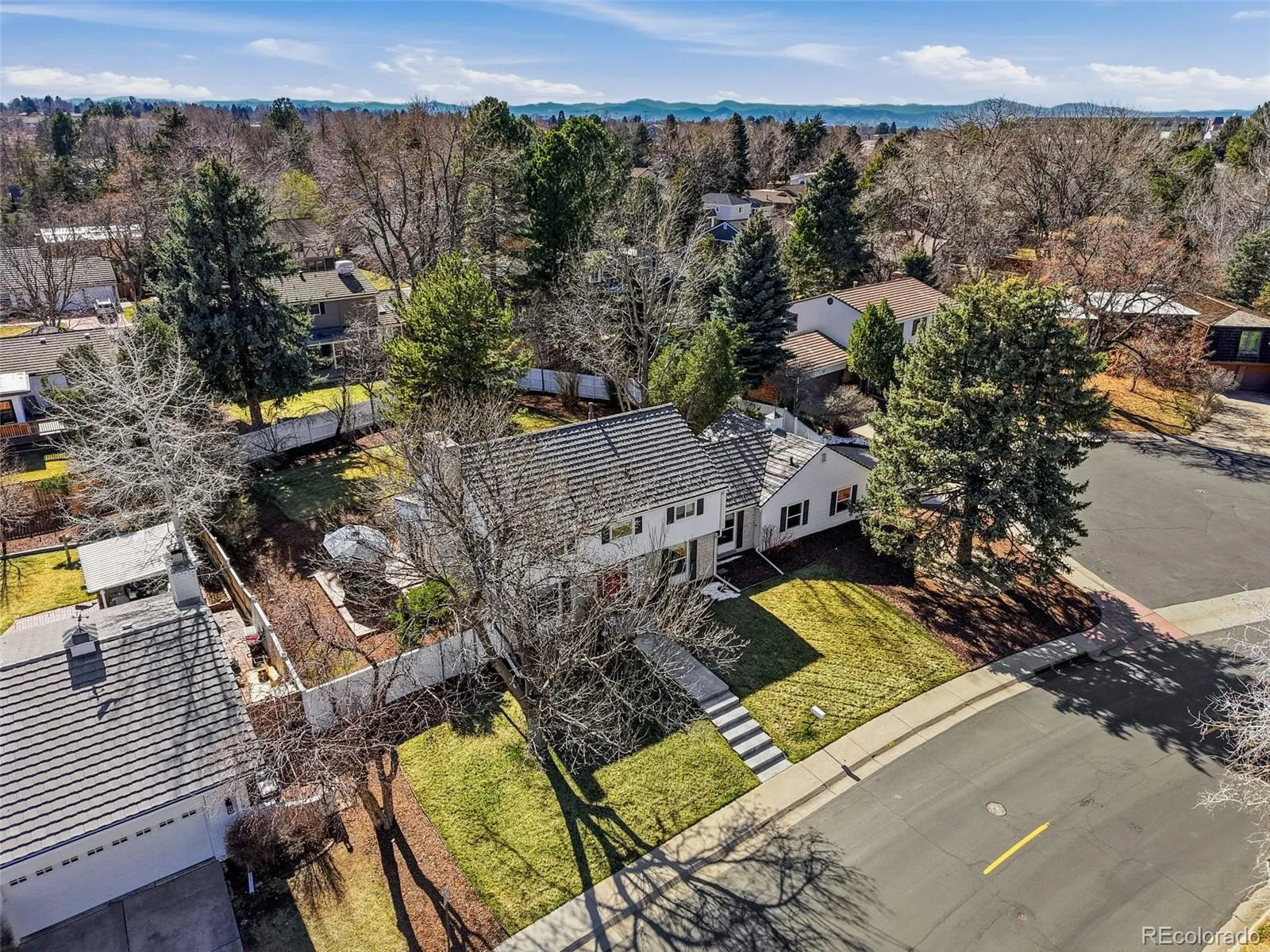 3565 S Oneida Way Denver CO 80237 MLS #REC4828370 06012026192026 1600 17