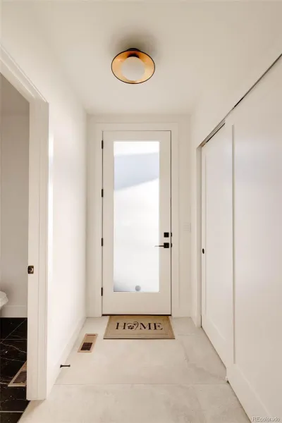 04102026165840 800 19