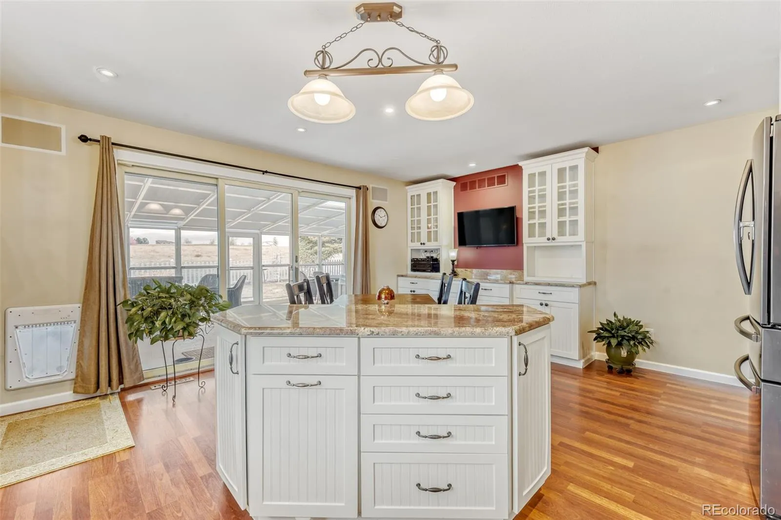 04032026142017 1600 11