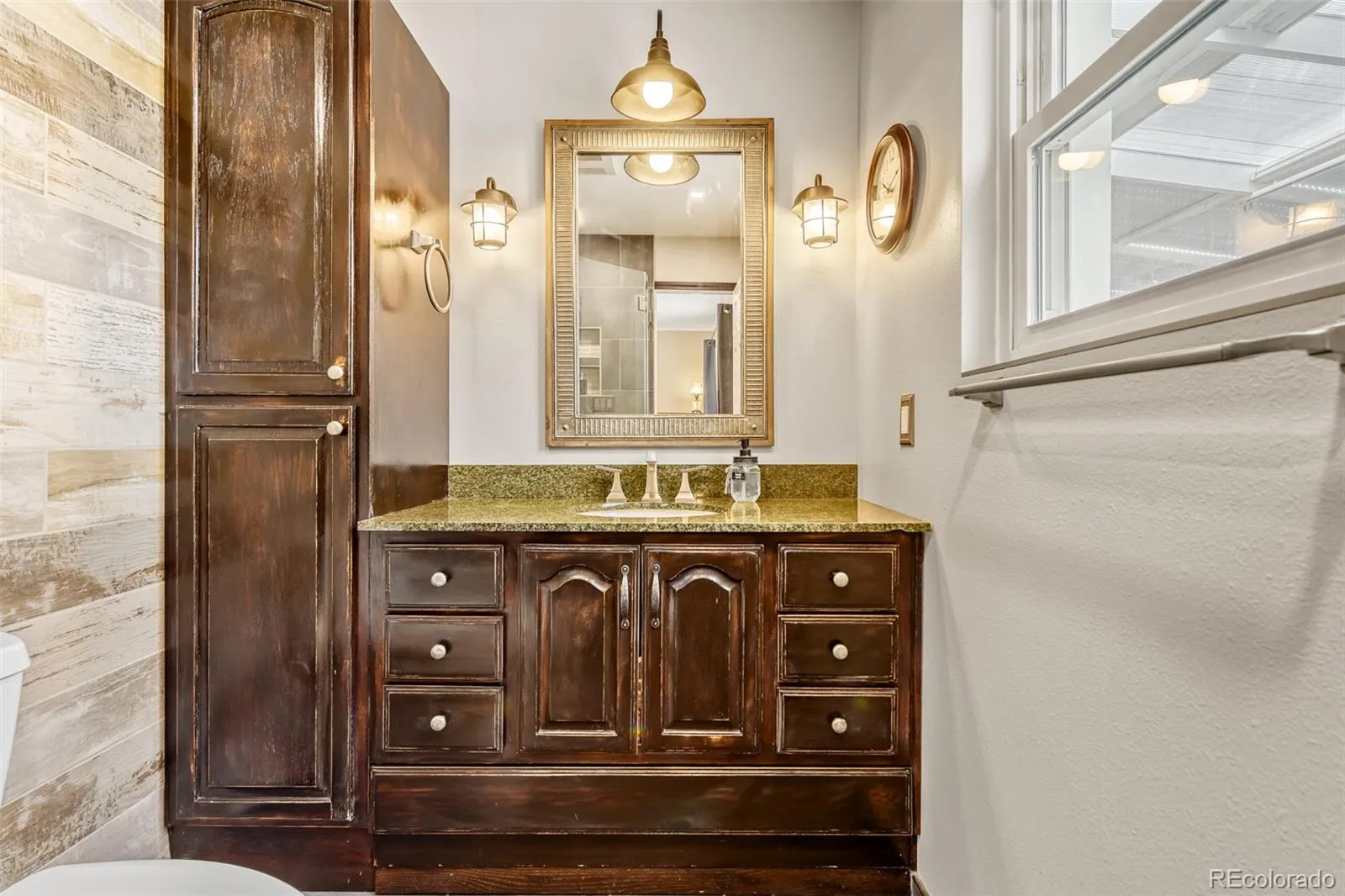 04032026142017 1600 16