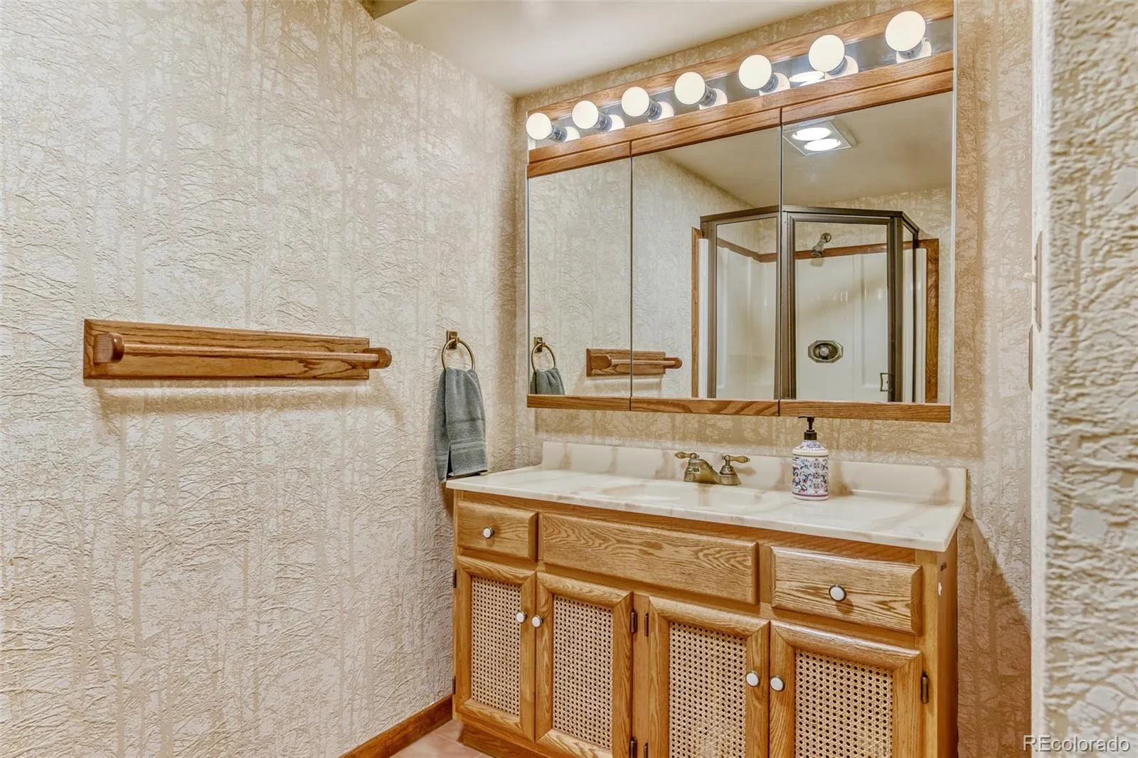 04032026142017 1600 22