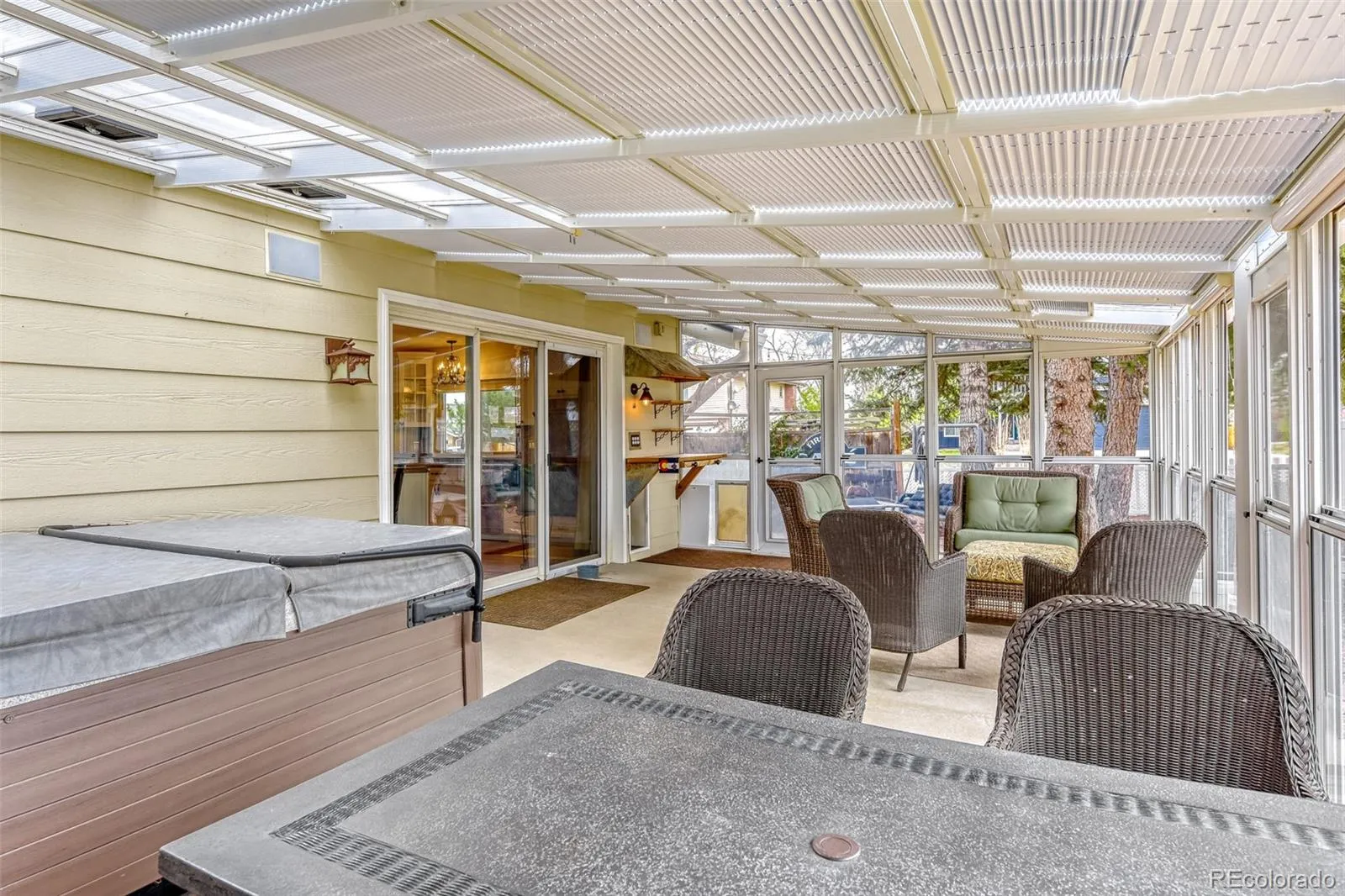 04032026142017 1600 27