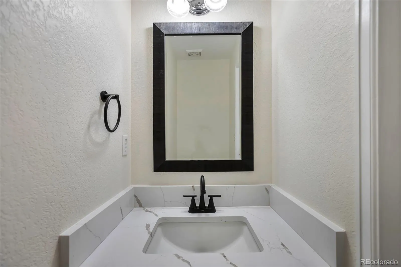 04152026175036 1600 14