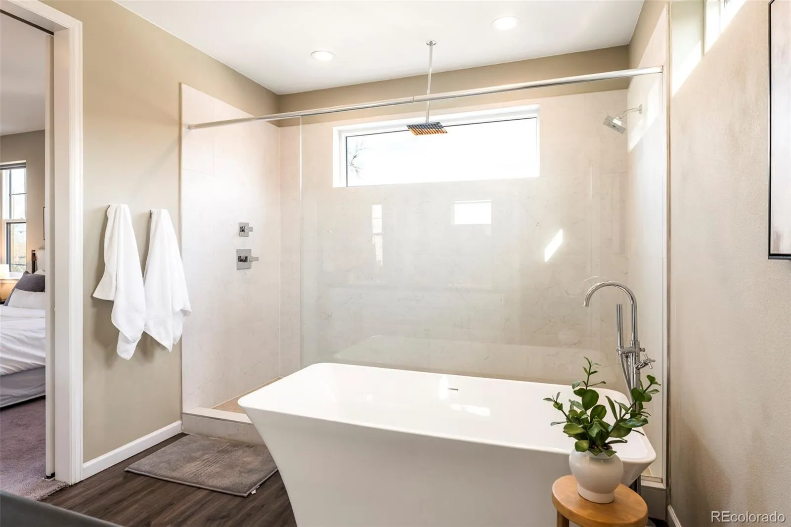 04012026202007 1600 22