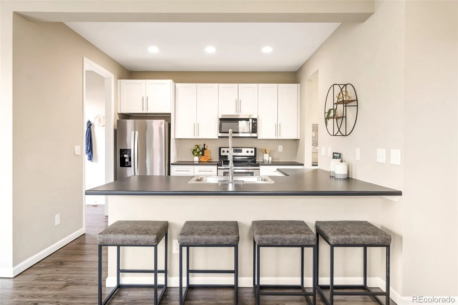 04012026202007 1600 8