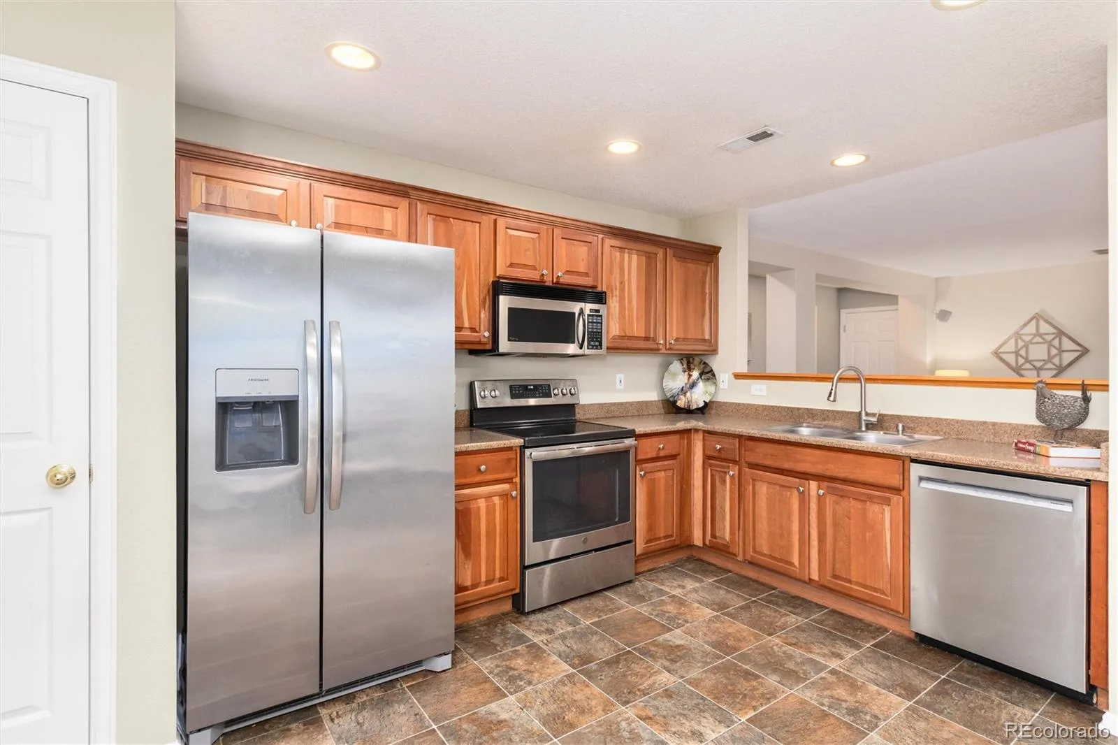 3516 Dexter Court Denver CO 80207 | MLS #REC4831575 08252026201007 1600 10